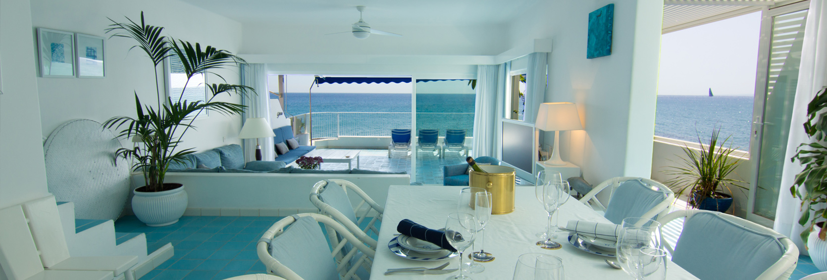 Villa de Lujo en la Arena de la Playa de Lanzarote