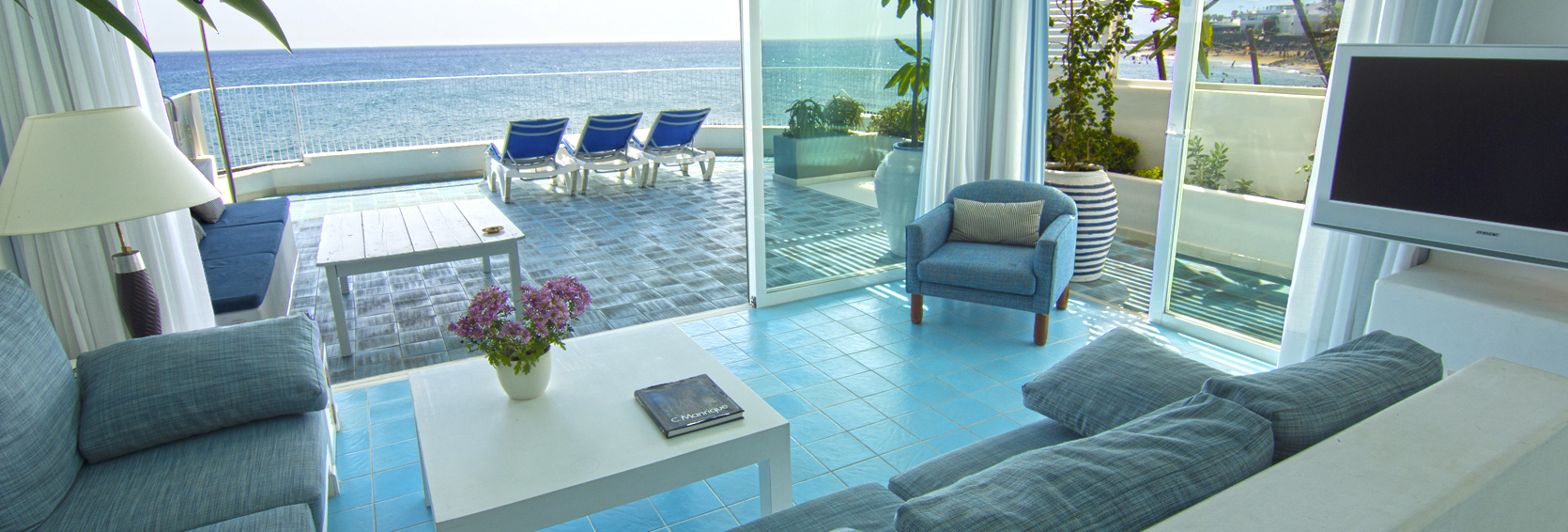 Villa de Lujo en la Arena de la Playa de Lanzarote